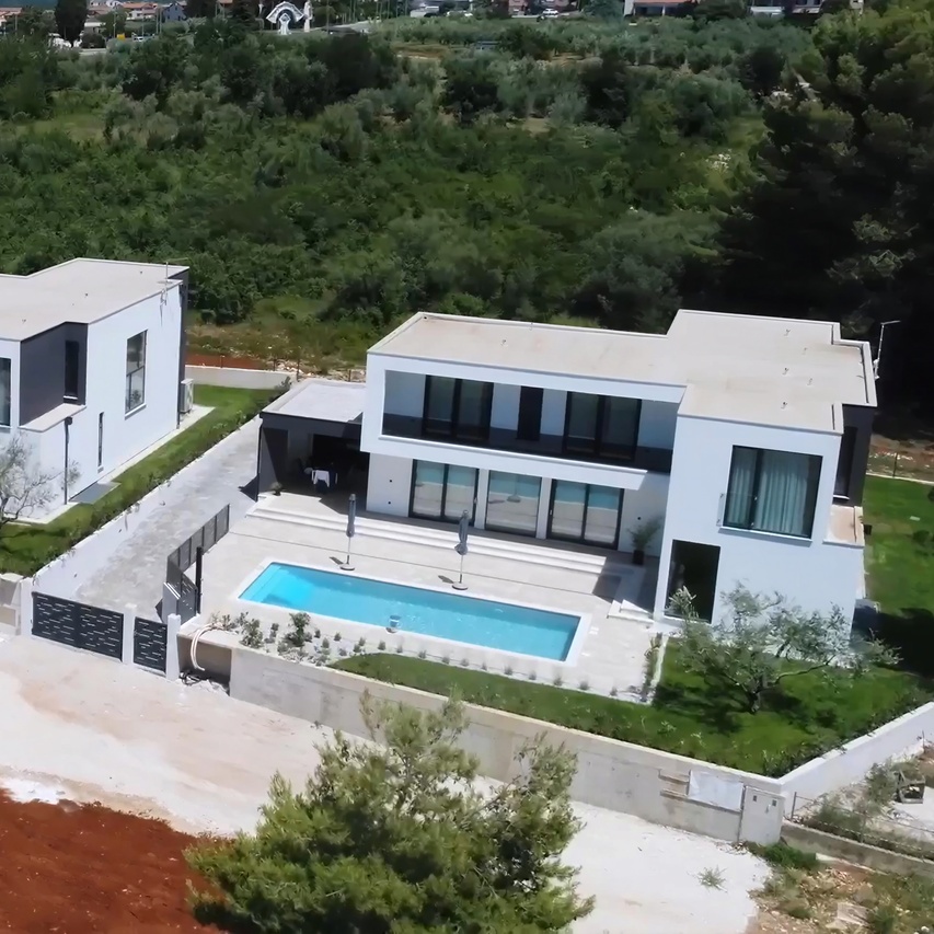 Vivienda industrializada moderna con alta eficiencia energética y rápida ejecución constructiva